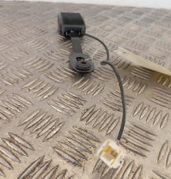 Attache ceinture avant gauche PEUGEOT 207