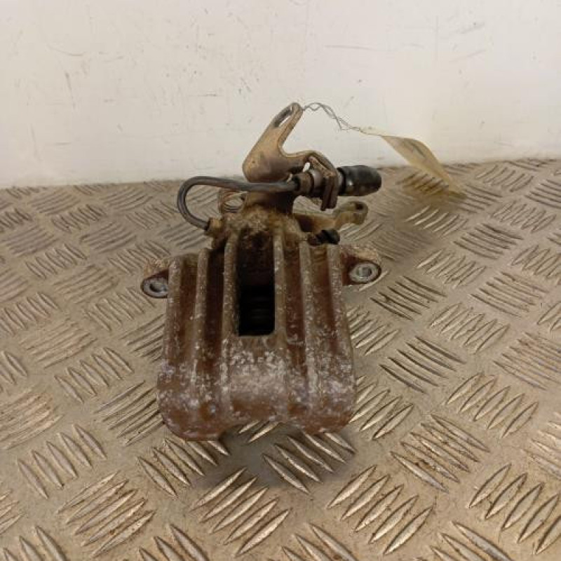 Etrier arriere gauche (freinage) VOLKSWAGEN GOLF 5