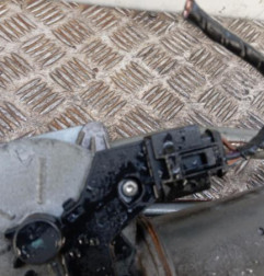 Moteur essuie glace avant VOLKSWAGEN CRAFTER 1 Photo n°3