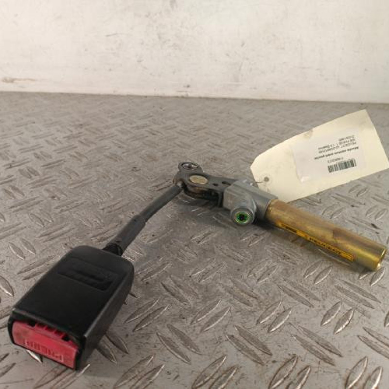 Attache ceinture avant gauche PEUGEOT 306