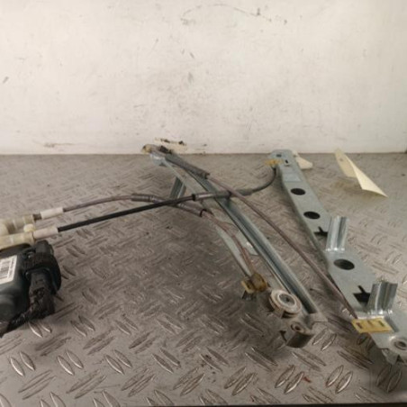 Leve vitre electrique avant droit RENAULT MEGANE 2