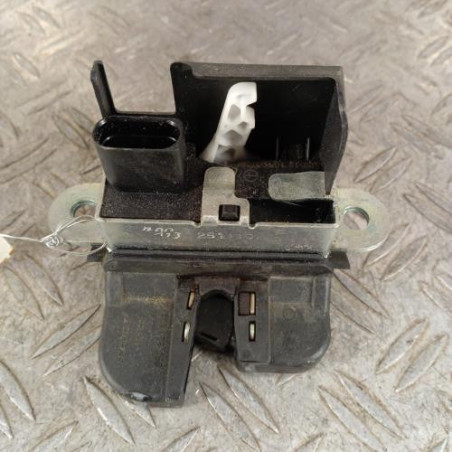 Serrure de hayon VOLKSWAGEN POLO 5