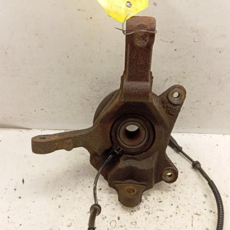 Moyeu avant gauche RENAULT TRAFIC 2