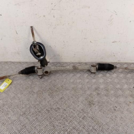 Cremaillere assistee TOYOTA YARIS 2 Photo n°1