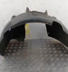 Pare boue avant gauche PEUGEOT 208 1 Photo n°1