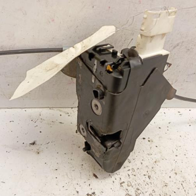 Serrure avant droit CITROEN C4 1 Serrure avant droit CITROEN C4 1