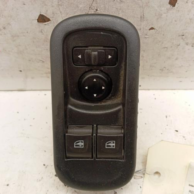 Interrupteur de leve vitre avant gauche RENAULT MASTER 3
