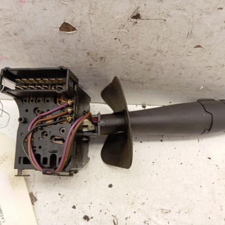 Commodo phare RENAULT CLIO 2