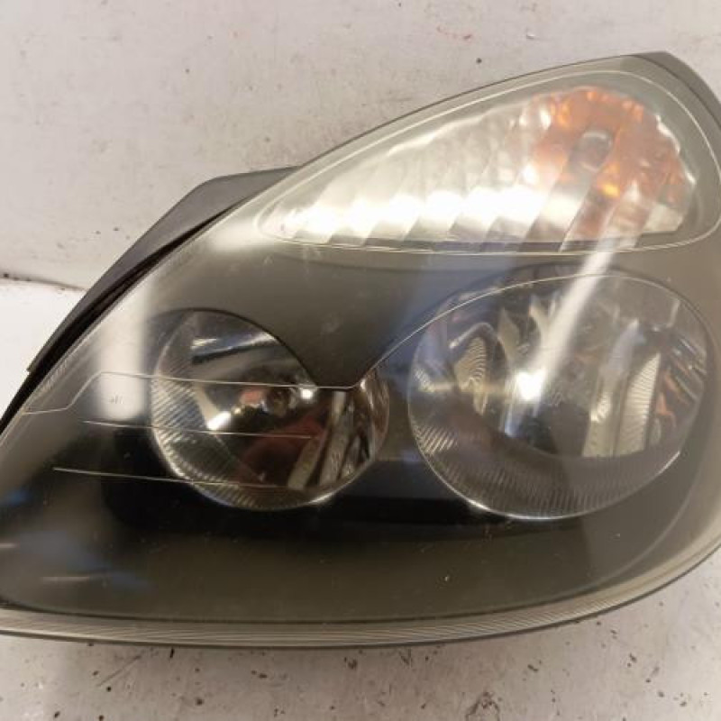 Optique avant principal gauche (feux)(phare) RENAULT CLIO 2