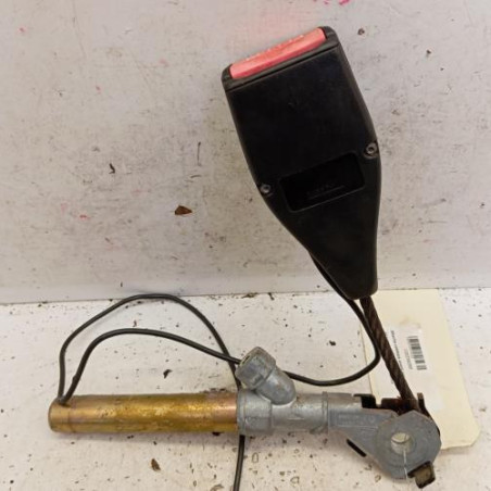Attache ceinture avant gauche RENAULT CLIO 2