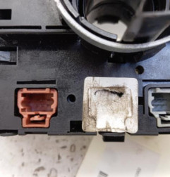 Com (Bloc Contacteur Tournant+Commodo Essuie Glace+Commodo Phare) PEUGEOT 206 Photo n°3