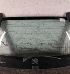 Lunette arriere PEUGEOT 107 Photo n°1