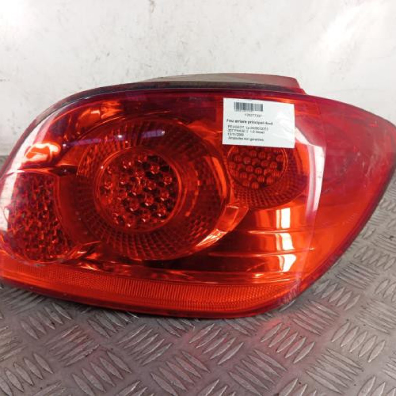 Feu arriere principal droit (feux) PEUGEOT 307