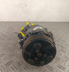 Compresseur clim FIAT FIORINO 3 Photo n°1