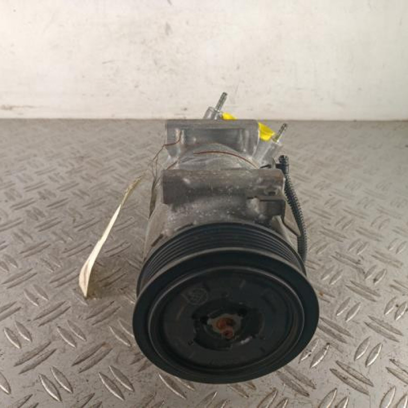 Compresseur clim PEUGEOT 3008 1