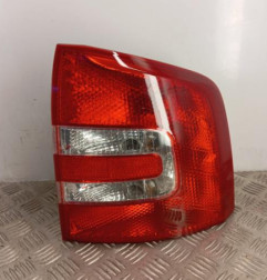 Feu arriere principal droit (feux) SKODA OCTAVIA 2 Photo n°1