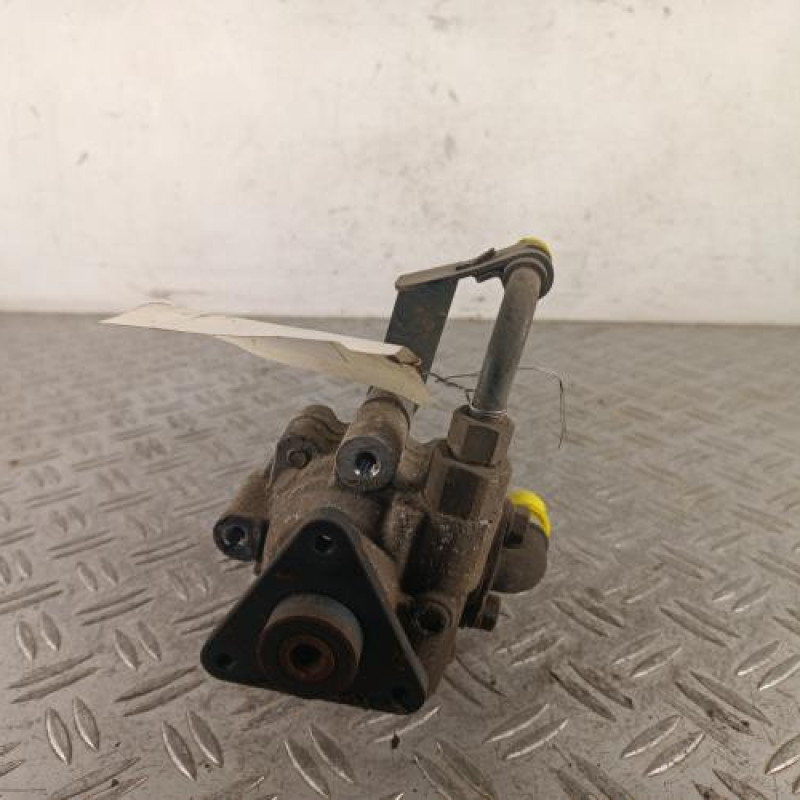 Pompe de direction RENAULT MASTER 3