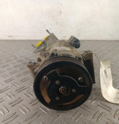 Compresseur clim PEUGEOT 208 1 Photo n°3