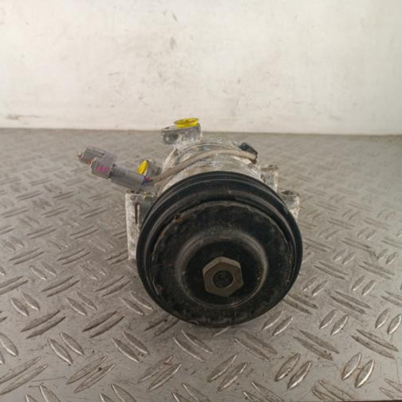 Compresseur clim TOYOTA YARIS 3