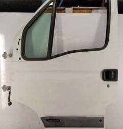 Porte avant gauche RENAULT MASTER 2 Photo n°1