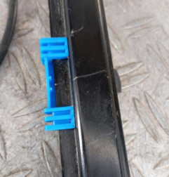 Leve vitre electrique avant gauche RENAULT LAGUNA 2 Photo n°3