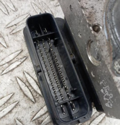 Bloc ABS (freins anti-blocage) OPEL ASTRA K Photo n°6