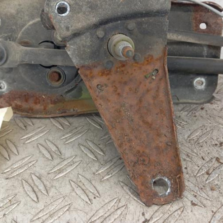 Moteur essuie glace avant PEUGEOT PARTNER 1