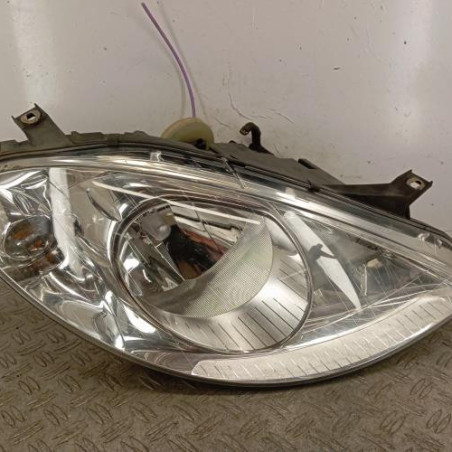 Optique avant principal droit (feux)(phare) MERCEDES CLASSE A 169 Photo n°1