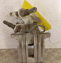 Etrier arriere droit (freinage) VOLKSWAGEN GOLF 5 Photo n°1