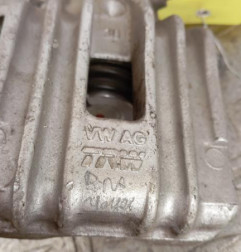 Etrier arriere droit (freinage) VOLKSWAGEN GOLF 5 Photo n°4