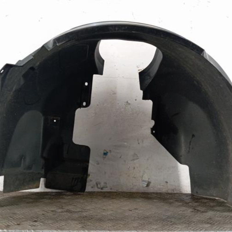 Pare boue avant gauche FORD FOCUS 3