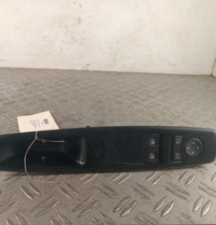 Interrupteur de leve vitre avant gauche RENAULT MEGANE 3 Photo n°1