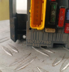 Boitier servitude moteur (BSM) PEUGEOT 3008 1