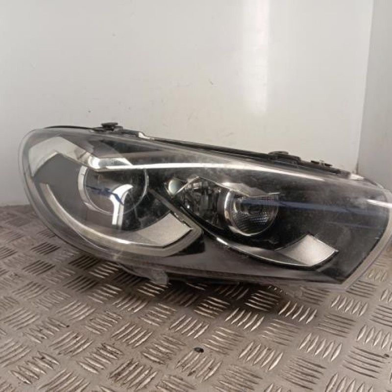 Optique avant principal droit (feux)(phare) VOLKSWAGEN SCIROCCO 3