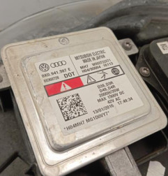 Optique avant principal droit (feux)(phare) VOLKSWAGEN SCIROCCO 3 Photo n°7