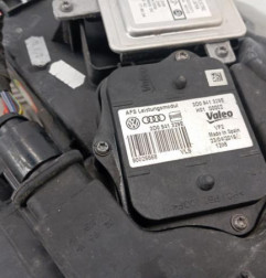 Optique avant principal droit (feux)(phare) VOLKSWAGEN SCIROCCO 3 Photo n°8