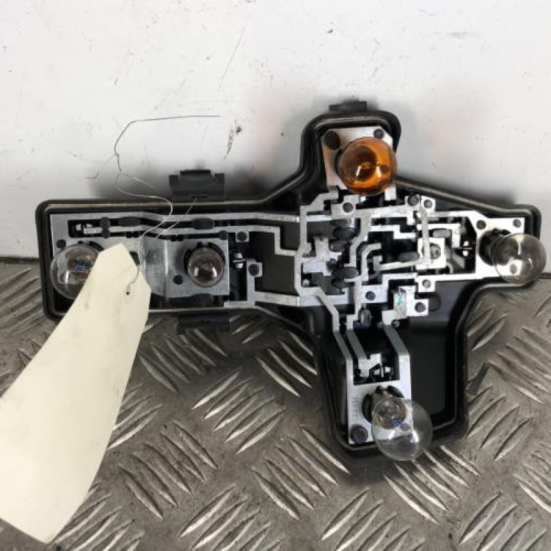 Platine feu arriere gauche VOLKSWAGEN TOURAN 1