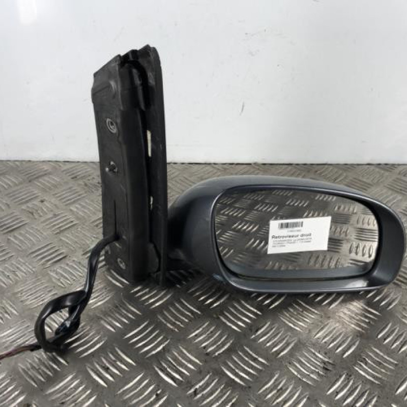 Retroviseur droit VOLKSWAGEN TOURAN 1