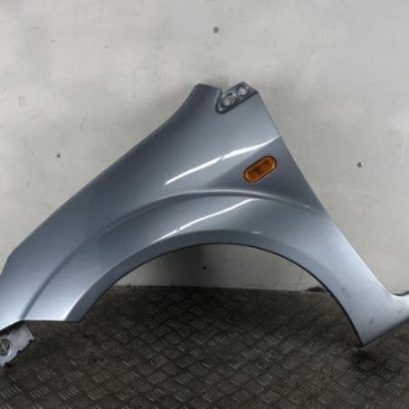 Aile avant gauche FORD FIESTA 5 Photo n°1