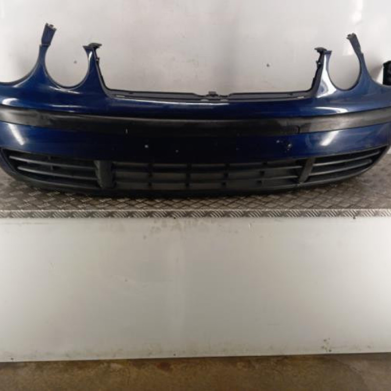 Pare choc avant VOLKSWAGEN POLO 4