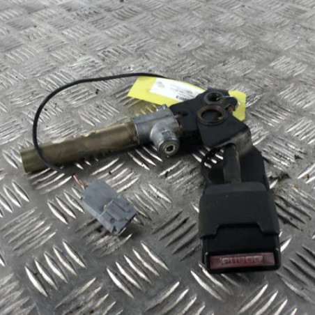 Attache ceinture avant gauche RENAULT KANGOO 1