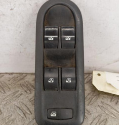 Interrupteur de leve vitre avant gauche RENAULT SCENIC 2 Photo n°1