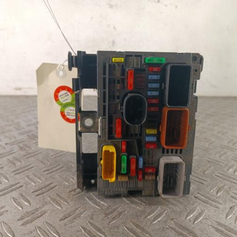 Boitier servitude moteur (BSM) PEUGEOT 3008 1