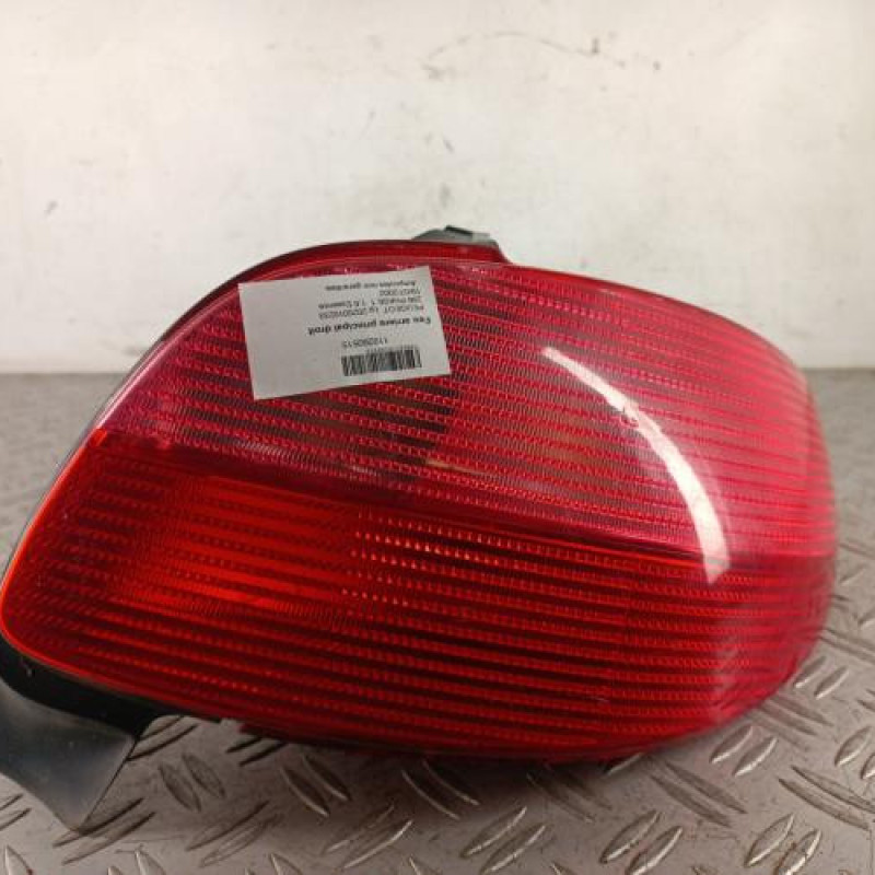 Feu arriere principal droit (feux) PEUGEOT 206