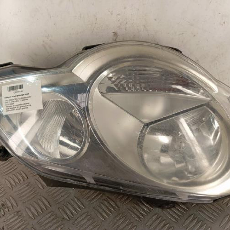 Optique avant principal droit (feux)(phare) VOLKSWAGEN POLO 4