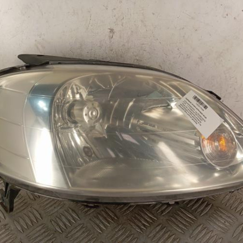 Optique avant principal droit (feux)(phare) VOLKSWAGEN FOX