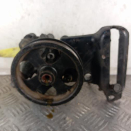 Pompe de direction TOYOTA RAV4 2 Photo n°1