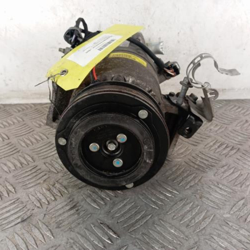 Compresseur clim FORD FIESTA 6