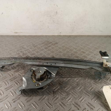 Leve vitre electrique avant droit DACIA SANDERO 1