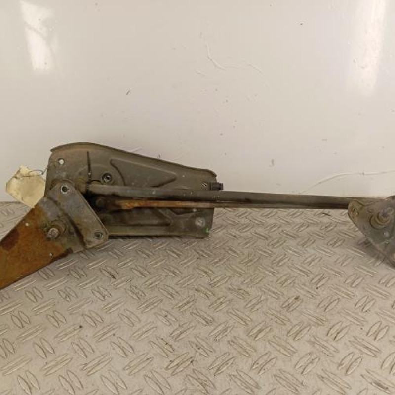 Moteur essuie glace avant PEUGEOT PARTNER 1